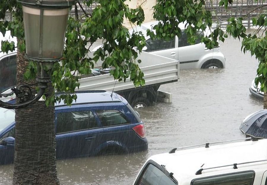 Starkregen, Sturm und Hagel: Heftige Unwetter in Deutschland